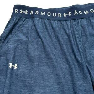 UNDER ARMOUR Women's XXL Navy Blue Athletic Crop Pants Spell out‎ Logo Pockets